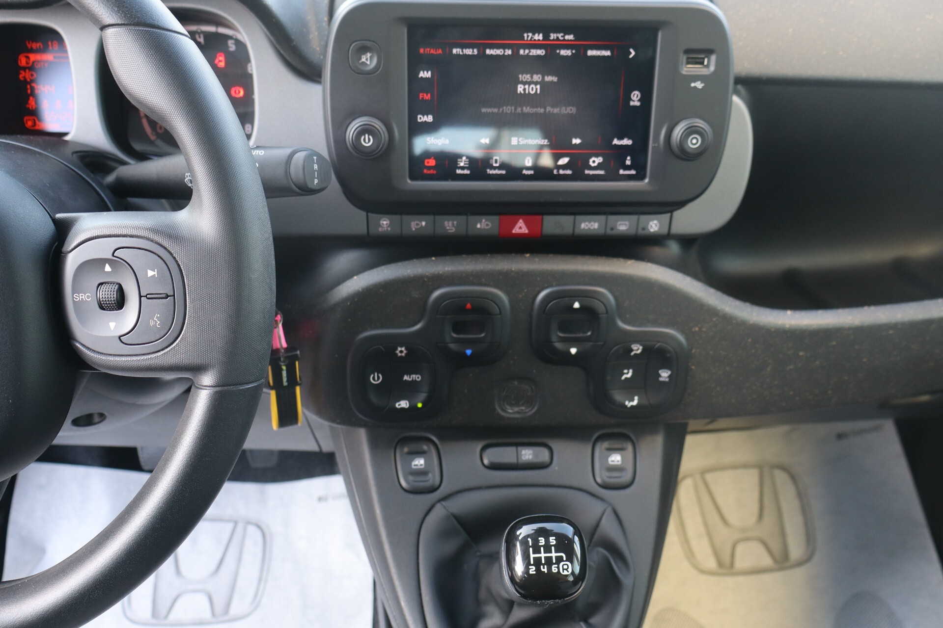 Fiat Panda 1.0 FireFly S&S Hybrid City Cross